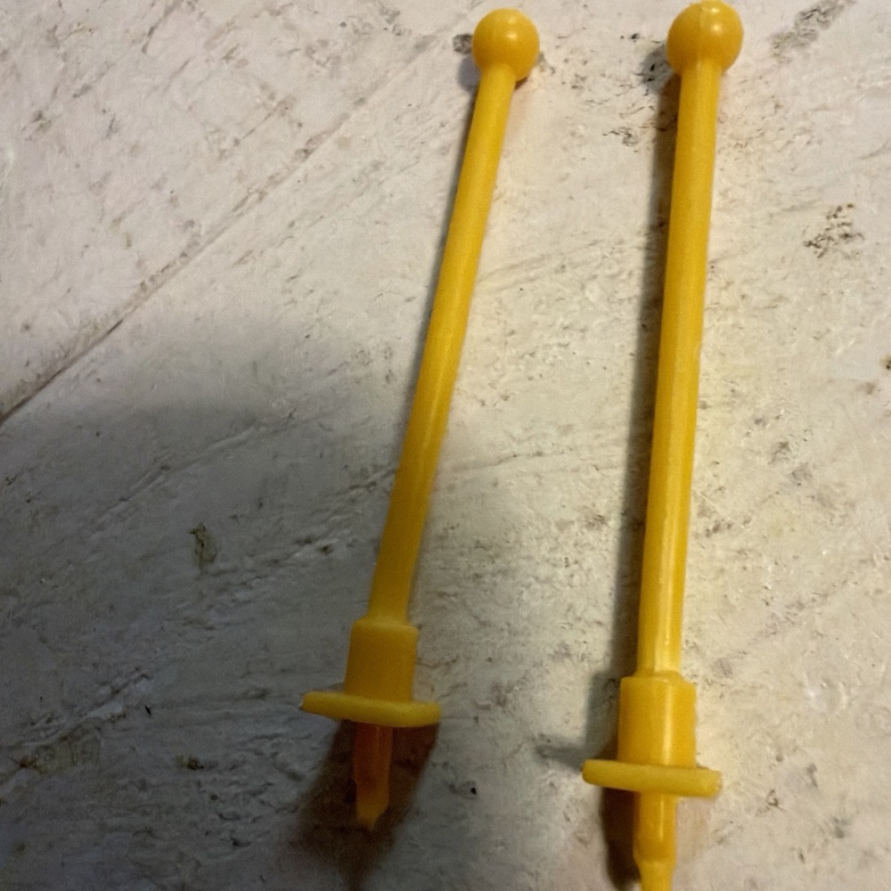 Vintage Hasbro GI Joe 1990 THE GENERAL Original ANTENNAS x2 Parts Lot! - Picture 3 of 5